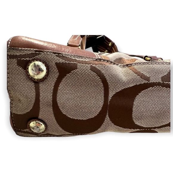 COACH Hampton Signature Stripe Carryall Tote - Picture 5 of 15